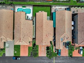 11263 NW 53rd Ln, Doral FL 33178