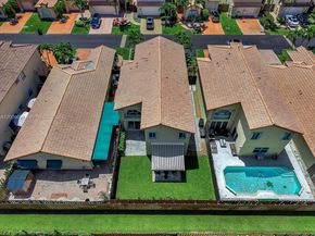 11263 NW 53rd Ln, Doral FL 33178