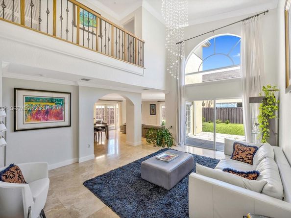 11263 NW 53rd Ln, Doral FL 33178