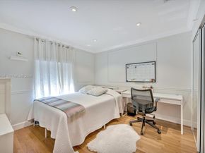 11263 NW 53rd Ln, Doral FL 33178