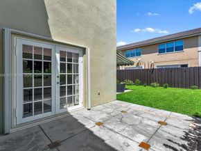 11263 NW 53rd Ln, Doral FL 33178