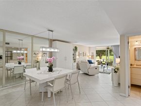 9820 S Hollybrook Lake Dr 16105, Pembroke Pines FL 33025