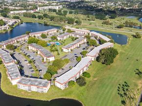 9820 S Hollybrook Lake Dr 16105, Pembroke Pines FL 33025