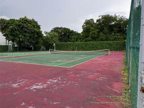Undisclosed Address #A11833278, Miami FL 33174