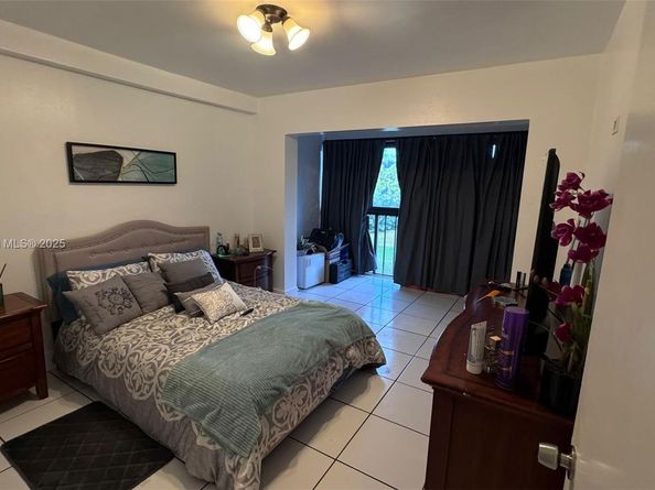 Undisclosed Address #A11833278, Miami FL 33174