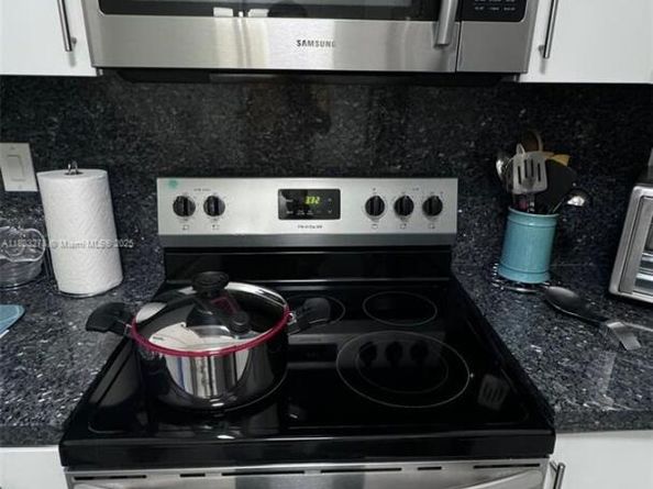 Undisclosed Address #A11833278, Miami FL 33174