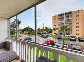 420 NE 12th Ave 202, Hallandale Beach FL 33009