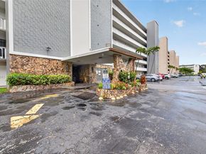 420 NE 12th Ave 202, Hallandale Beach FL 33009
