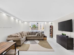 420 NE 12th Ave 202, Hallandale Beach FL 33009