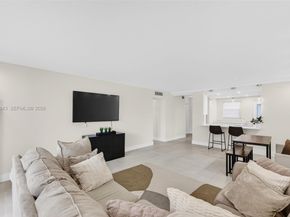 420 NE 12th Ave 202, Hallandale Beach FL 33009