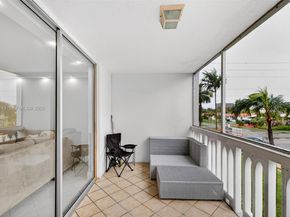 420 NE 12th Ave 202, Hallandale Beach FL 33009