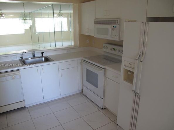 9511 Weldon Cir G215, Tamarac FL 33321