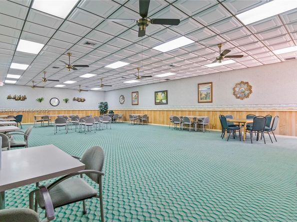 1100 Colony Point Circle 201, Pembroke Pines FL 33026