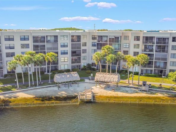 1100 Colony Point Circle 201, Pembroke Pines FL 33026
