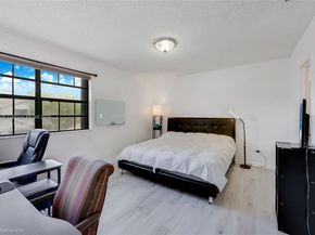 400 NW 103rd Ter, Pembroke Pines FL 33026