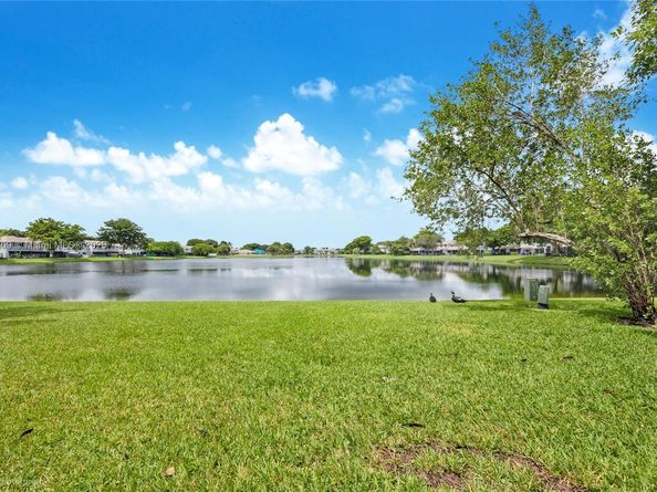 400 NW 103rd Ter, Pembroke Pines FL 33026
