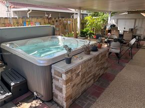 5320 NW 190th St, Miami Gardens FL 33055