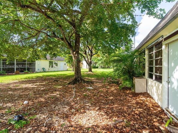 16805 SW 113th Ave V41443, Miami FL 33157