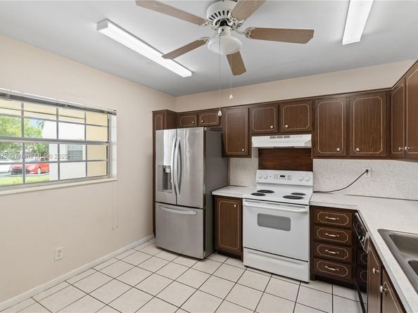 16805 SW 113th Ave V41443, Miami FL 33157
