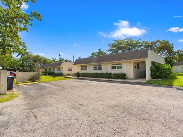 16805 SW 113th Ave V41443, Miami FL 33157