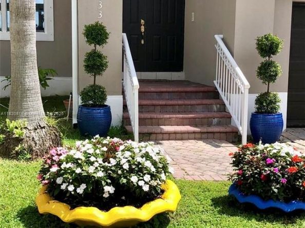 14633 SW 132nd Ave, Miami FL 33186