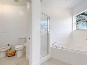 14633 SW 132nd Ave, Miami FL 33186