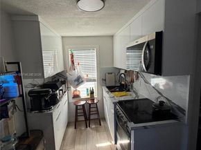 10601 SW 173rd St, Miami FL 33157