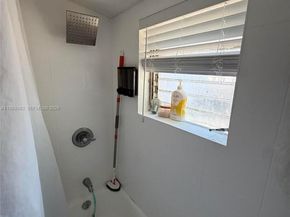 10601 SW 173rd St, Miami FL 33157