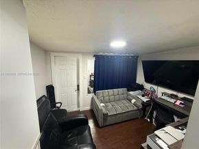 10601 SW 173rd St, Miami FL 33157