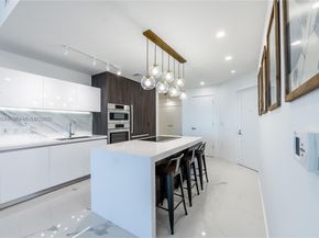 851 NE 1st Ave 3308, Miami FL 33132