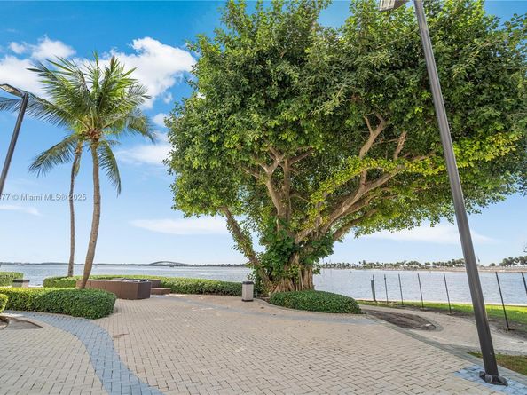 2451 Brickell Ave 6N, Miami FL 33129