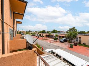 6600 W 2nd Ct 24, Hialeah FL 33012