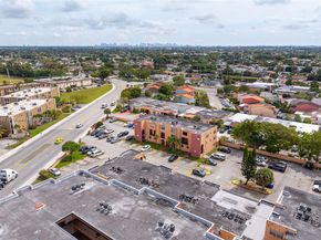 6600 W 2nd Ct 24, Hialeah FL 33012