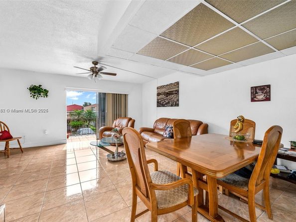 6600 W 2nd Ct 24, Hialeah FL 33012