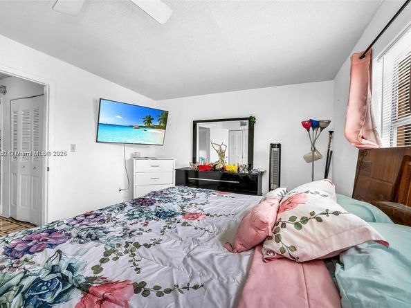 6600 W 2nd Ct 24, Hialeah FL 33012