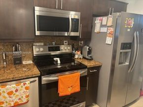 1611 Palmetto Ln, Pembroke Pines FL 33026