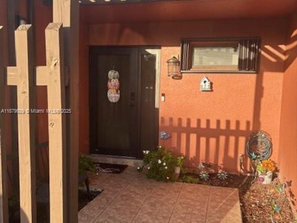 1611 Palmetto Ln, Pembroke Pines FL 33026