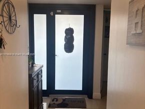 1611 Palmetto Ln, Pembroke Pines FL 33026