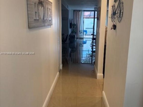 1611 Palmetto Ln, Pembroke Pines FL 33026