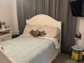 1611 Palmetto Ln, Pembroke Pines FL 33026