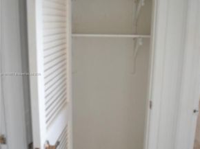 300 S Hollybrook Dr 203, Pembroke Pines FL 33025