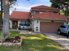1838 NW 93rd Ter, Plantation FL 33322