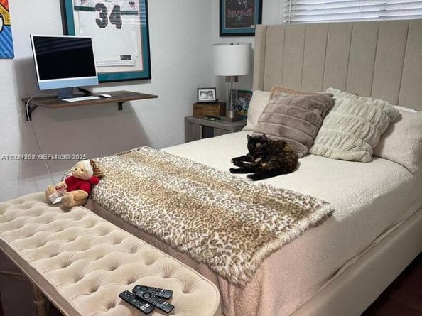 1838 NW 93rd Ter, Plantation FL 33322