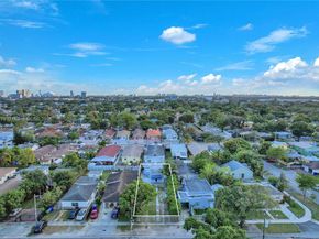 2372 NW 34th St, Miami FL 33142