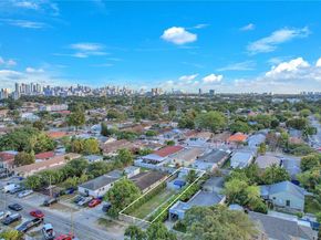 2372 NW 34th St, Miami FL 33142