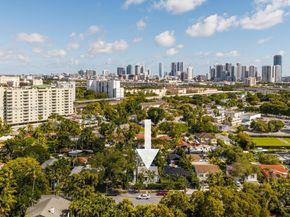901 NW 7th St Rd, Miami FL 33136