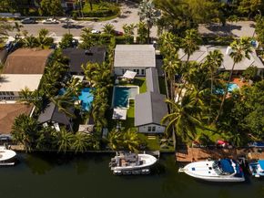 901 NW 7th St Rd, Miami FL 33136