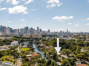 901 NW 7th St Rd, Miami FL 33136