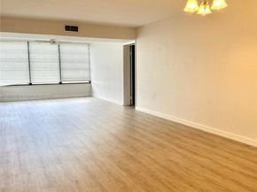 1717 Whitehall Dr 201, Davie FL 33324