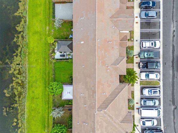 2357 NW 122nd Ter, Miami FL 33167